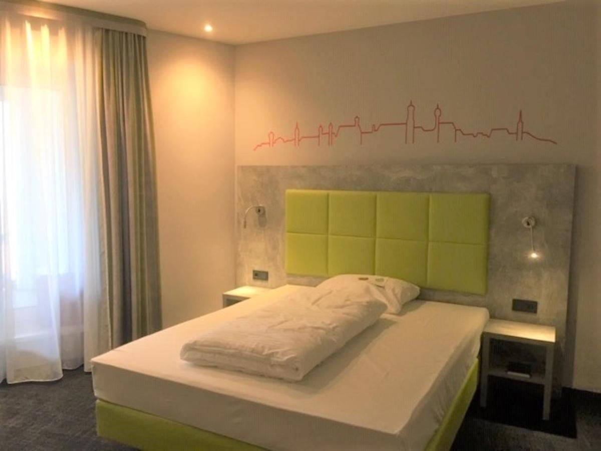 Sleepysleepy Hotel Dillingen Dillingen an der Donau Exterior photo