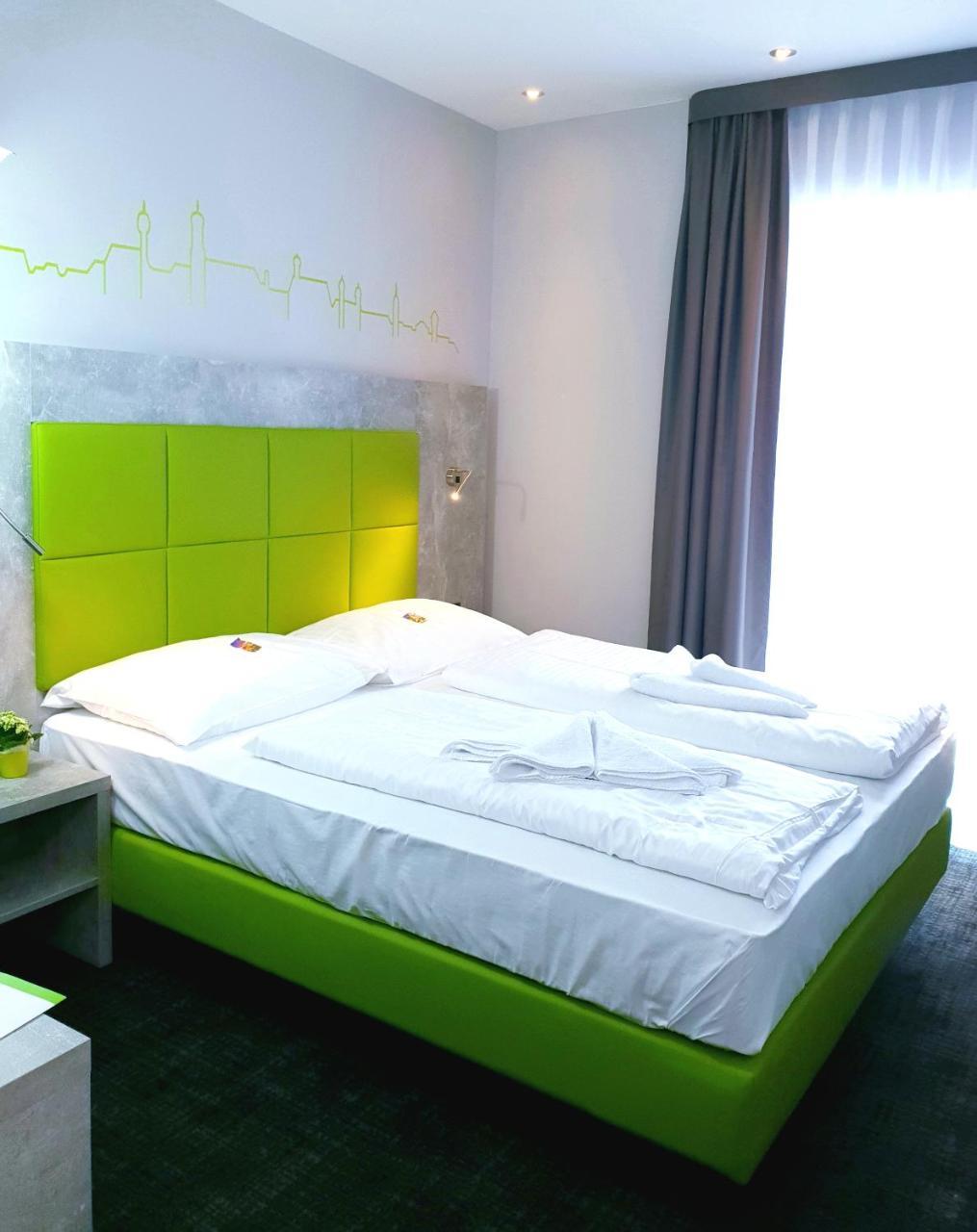 Sleepysleepy Hotel Dillingen Dillingen an der Donau Exterior photo